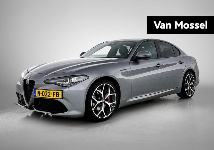 Alfa Romeo Giulia 2.0 Turbo 280pk RWD Veloce | Zwart Leder V, Auto's, Alfa Romeo, Bedrijf, Te koop, Giulia, ABS, Achteruitrijcamera