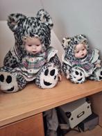 Twee poppen in beren pak stenen hoofd handjes 50 cm en 30 cm, Verzamelen, Poppen, Ophalen of Verzenden, Pop