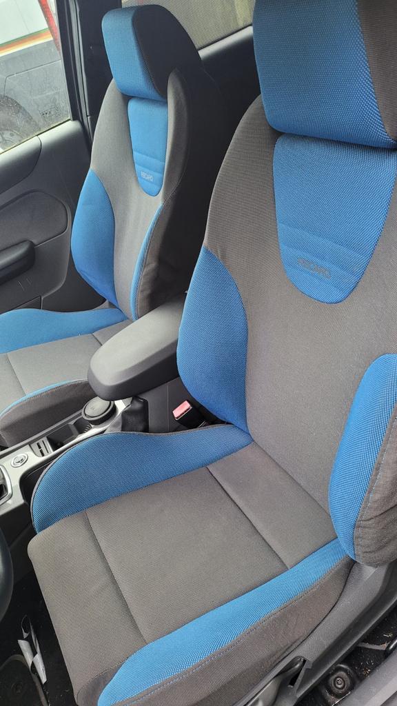 Ford Focus ST 225 Recaro interieur blauw/grijs, Auto-onderdelen, Interieur en Bekleding, Ford, Nieuw, Ophalen of Verzenden