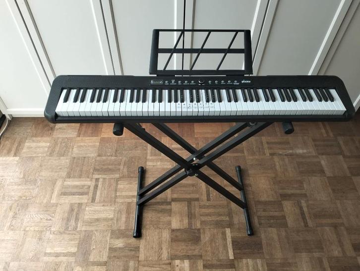 Mp188 elektrisch toetsenbord, 88 toetsen, Muziek en Instrumenten, Keyboards, Zo goed als nieuw, 88 toetsen, Overige merken, Aanslaggevoelig