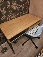Bureau met stoel, Ophalen, Zo goed als nieuw