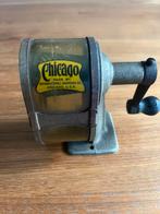 Chicago Hand Crank Sharpener by APSCO, Ophalen