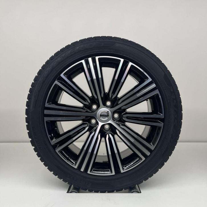 Volvo NIEUWE 18 inch inscription velgen + Winterbanden V60 /, Auto-onderdelen, Banden en Velgen, Banden en Velgen, Winterbanden