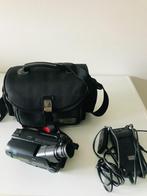 Videocamera Grundig met 2 accu’s en 2 opladers, incl tas, Camera, Gebruikt, Ophalen of Verzenden, Sony
