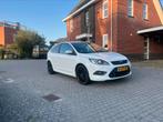 Ford focus 2.0 titanium LPG, Auto's, Zwart, 4 cilinders, Leder en Stof, Wit