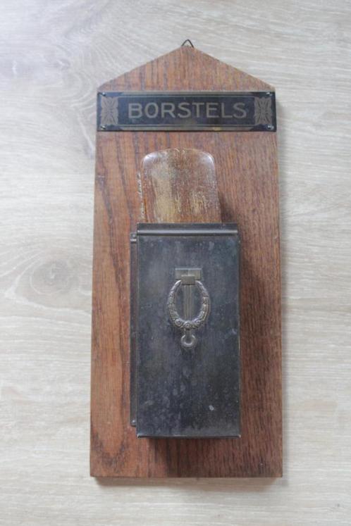Borstelhouder borstelbak. Amsterdamse school?, Antiek en Kunst, Antiek | Overige Antiek, Ophalen of Verzenden
