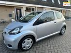 Toyota Aygo 1.0-12V Cool, Voorwielaandrijving, Euro 5, Gebruikt, 4 stoelen
