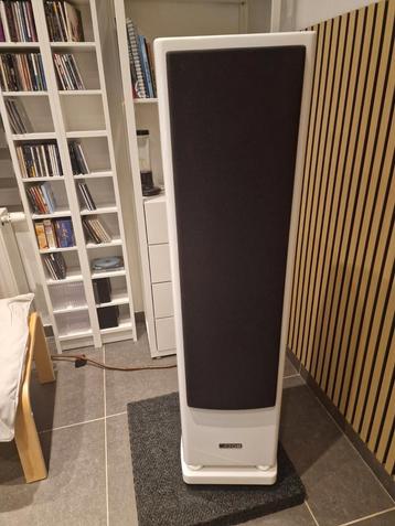 Canton Reference 3.2dc + IsoAcoustics in nieuwstaat beschikbaar voor biedingen