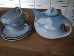 Theepot met 3 kop en schotels. Douwe Egberts, Antiek en Kunst, Ophalen of Verzenden