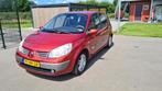 Renault Scénic 2.0 16V 99KW 2004 Rood, Auto's, Renault, 1998 cc, 135 pk, 74 €/maand, 4 cilinders