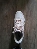 Shoes women, Beige, Ophalen of Verzenden, Sneakers of Gympen, Reebok