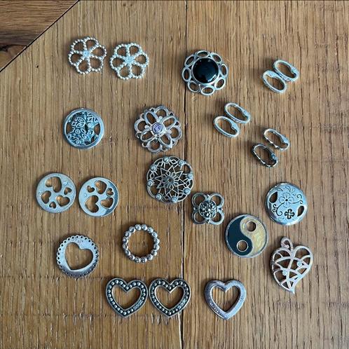 SPJ 925 I zilveren bedels voor armband of oorbellen, Sieraden, Tassen en Uiterlijk, Bedels, Gebruikt, Overige merken, Zilver, 4 bedels of meer