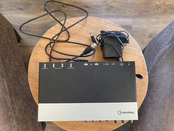 Steinberg UR44 USB audio- en MIDI interface, Audio, Tv en Foto, Professionele Audio-, Tv- en Video-apparatuur, Audio, Ophalen of Verzenden