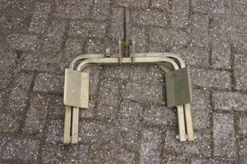 caravan leveler beschikbaar voor biedingen