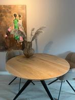 Dyyk eettafel 110 rond, eikenhout groove mat lak, facetrand, Huis en Inrichting, Tafels | Eettafels, Ophalen, Zo goed als nieuw