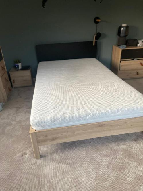 Stoer jongensbed, twijfelaar 200x120 cm, Kinderen en Baby's, Kinderkamer | Bedden, Gebruikt, 180 cm of meer, 100 cm of meer, Matras
