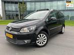 Volkswagen Touran 1.2 TSI Highline BlueMotion PANO CAMERA, Auto's, Euro 5, 730 kg, 4 cilinders, Electronic Stability Program (ESP)