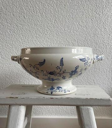 Antieke Soepterrine Nimy met Blauw Decor Belgie beschikbaar voor biedingen