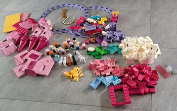 Grote bak Hello Kitty Duplo – uren speelplezier! beschikbaar voor biedingen