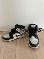 Nike Air Jordan sneakers - maat 30, Gebruikt, Ophalen of Verzenden, Nike air jordan, Jongen of Meisje