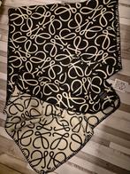 Luxe loewe sjaal 2 zijdig, Huis en Inrichting, Ophalen of Verzenden, Rechthoekig, 200 cm of meer