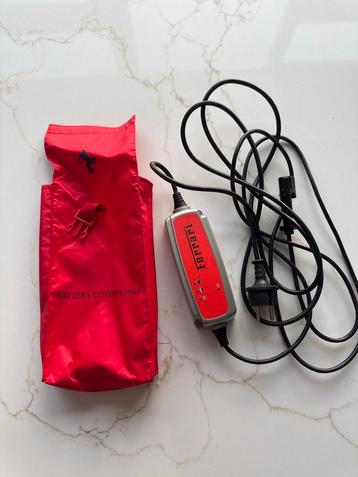Ferrari Battery Conditioner - Acculader beschikbaar voor biedingen