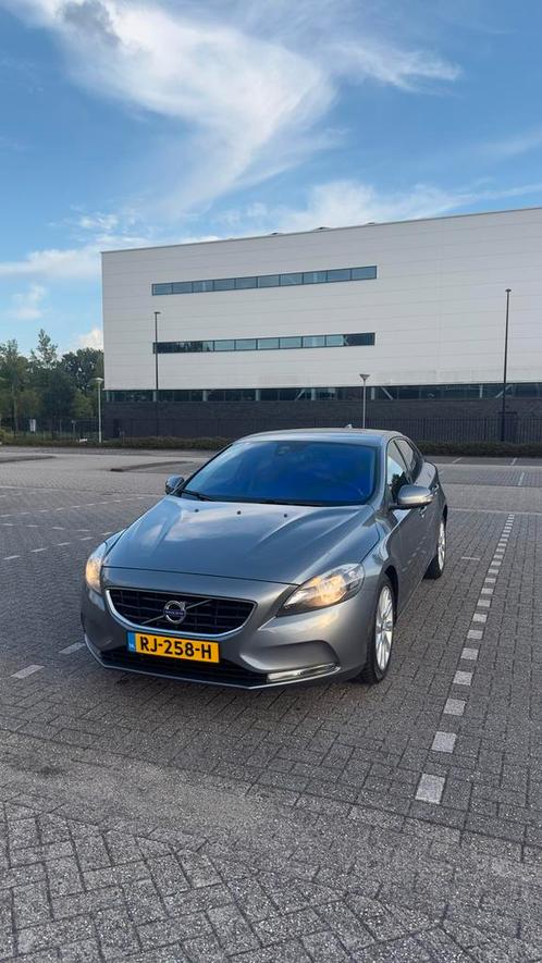 Volvo V40 1.6 D2 2014 Grijs, Auto's, Volvo, Particulier, V40, Diesel, Euro 6, A, Hatchback, Handgeschakeld, Geïmporteerd, Zilver of Grijs
