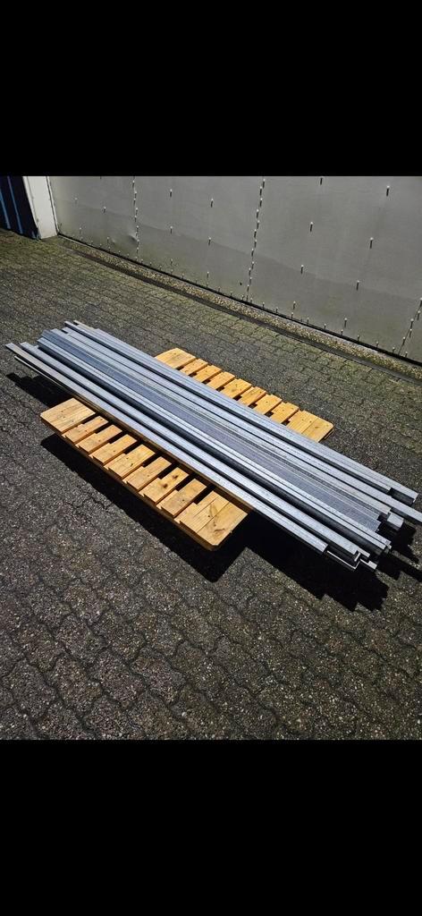 Te koop stalenkokers ( gegalvaniseerd ), Doe-het-zelf en Verbouw, IJzerwaren en Bevestigingsmiddelen, Zo goed als nieuw, 250 mm of meer