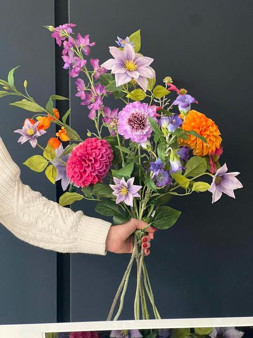 Zijden boeket kunstbloemen paars NIEUW, Huis en Inrichting, Woonaccessoires | Kunstplanten en Kunstbloemen, Nieuw, Binnen, Ophalen of Verzenden