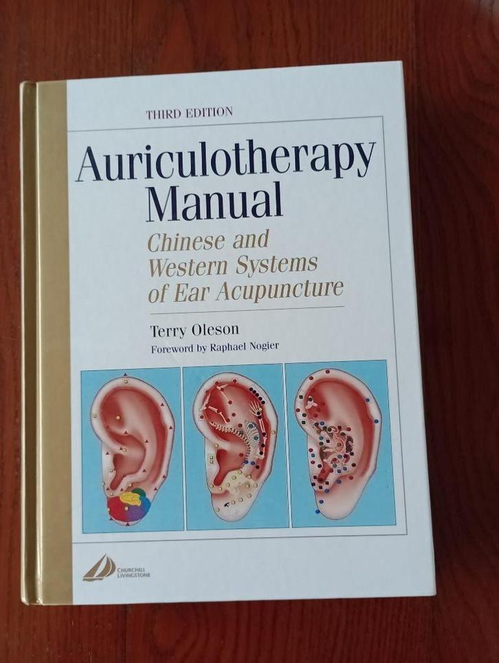 AURICULOTHERAPY MANUAL  Chinese Western  Ear Acupuncture, Boeken, Studieboeken en Cursussen, Zo goed als nieuw, HBO, Alpha, Ophalen of Verzenden