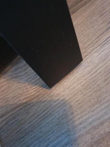 Te koop, bureau malm Ikea, 140x65 , NIEUWSTAAT!!! - afbeelding 11