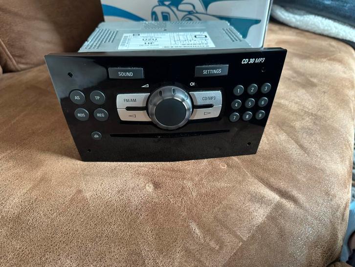 Opel Corsa 2010 Autoradio CD30 MP3, Auto diversen, Autoradio's, Gebruikt, Ophalen