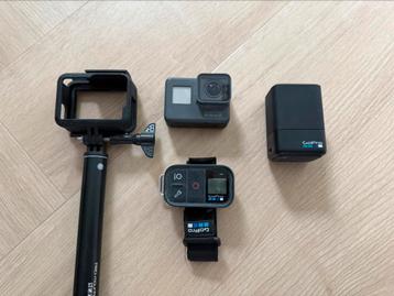 GoPro Hero 5 Black (inc twee batterijen, houder, remote) beschikbaar voor biedingen