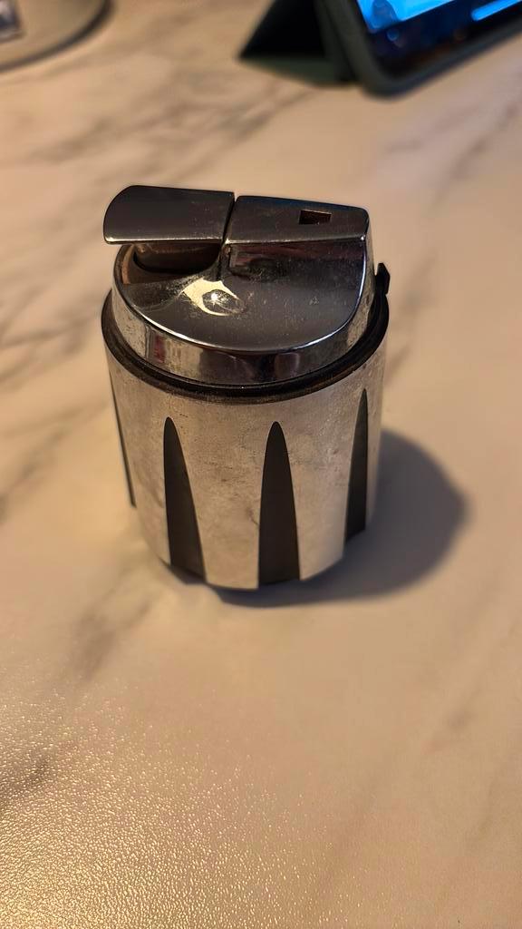 Ronson varaflame, Verzamelen, Rookartikelen, Aanstekers en Luciferdoosjes, Gebruikt, Aansteker, Ophalen of Verzenden