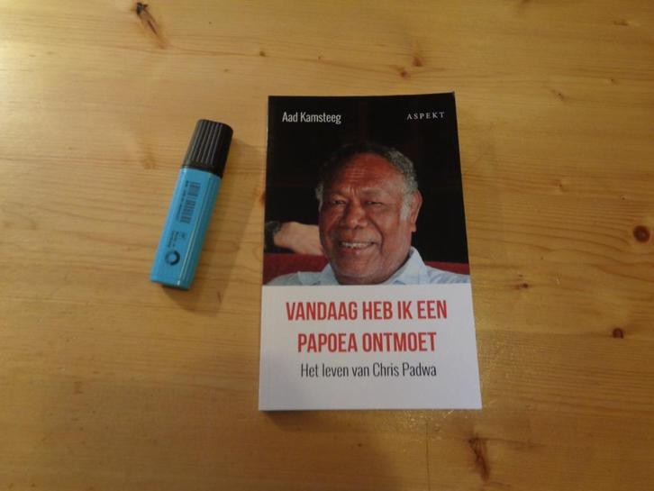 Aad Kamsteeg - Vandaag heb ik een Papoea ontmoet. Chris, Boeken, Economie, Management en Marketing, Zo goed als nieuw, Overige onderwerpen