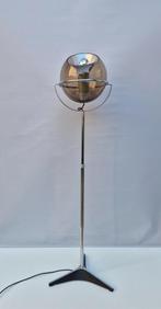 Vintage vloerlamp - Raak model Globe - jaren 60, -, 100 tot 150 cm, -, Ophalen of Verzenden