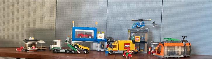 Lego City 60097 - Stadscentrum, Kinderen en Baby's, Speelgoed | Duplo en Lego, Zo goed als nieuw, Lego, Complete set, Ophalen