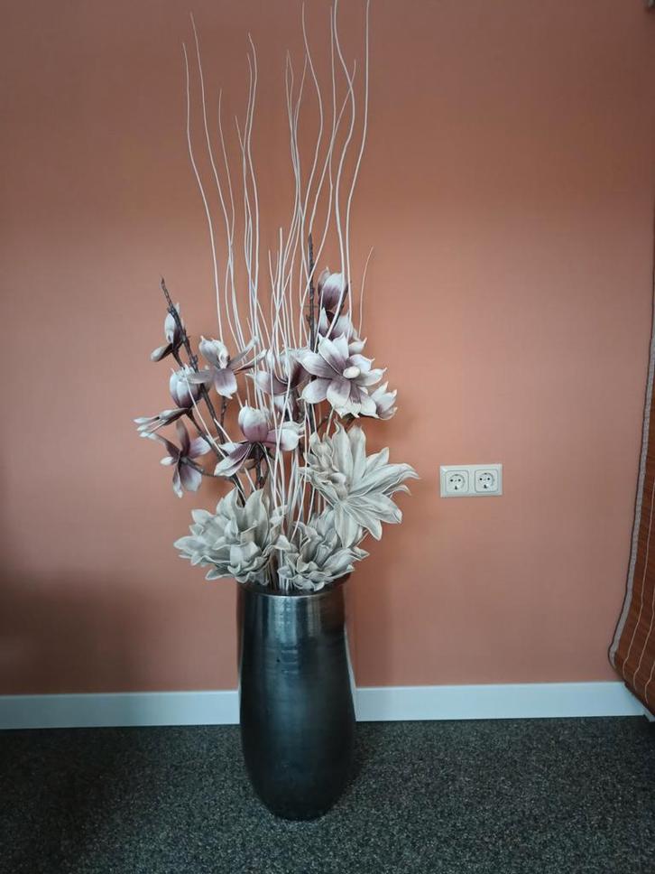 Zilverkleurige vaas van Loods 5, Huis en Inrichting, Woonaccessoires | Kunstplanten en Kunstbloemen, Gebruikt, Binnen, Ophalen of Verzenden