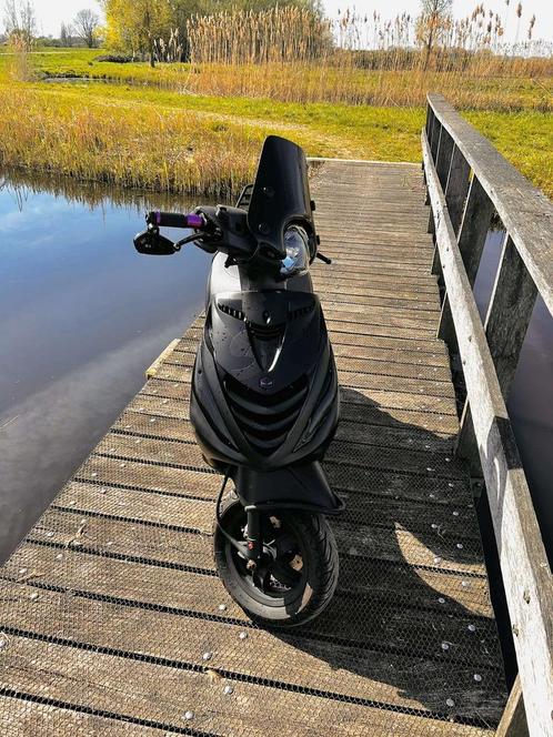 zip 50cc, Fietsen en Brommers, Scooters | Piaggio, Zo goed als nieuw, Zip, Ophalen