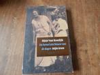 Boek: Sytje van Koedijk - De hemel ziet blauw(met pen ), Boeken, Romans, Ophalen, Gelezen, Nederland