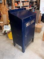 Industriele metalen kast werkplaats, Ophalen, Gebruikt, 1 of 2 laden, 100 tot 150 cm