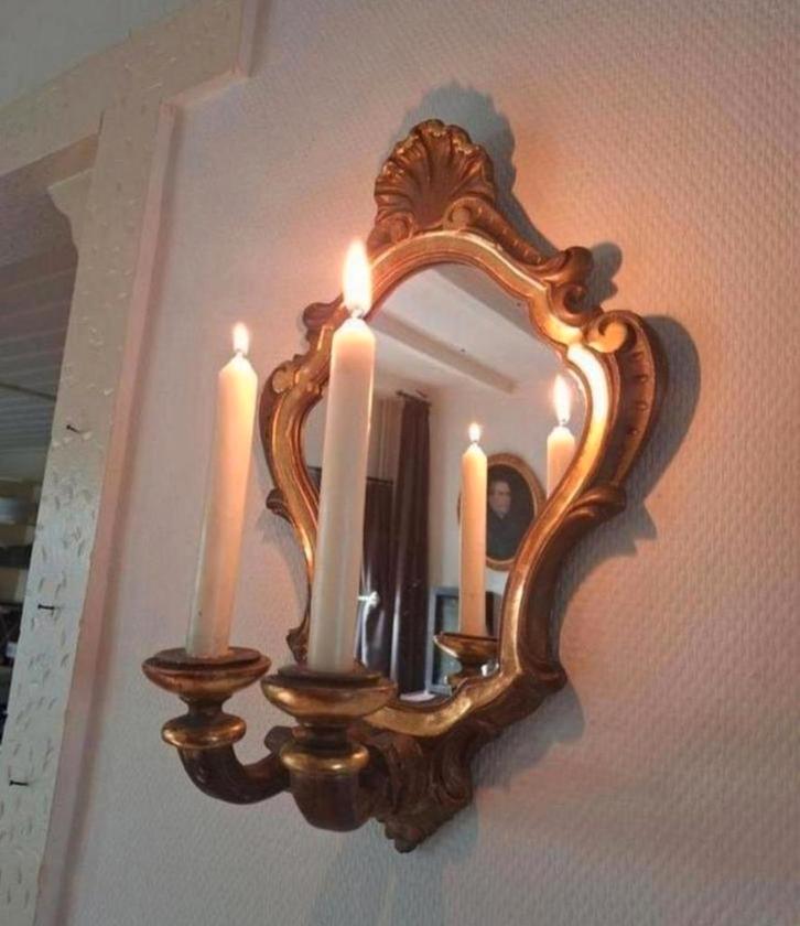 Antieke Houten Wandspiegel Kandelaar/Spiegel met Kaarshouder, Antiek en Kunst, Antiek | Spiegels, Minder dan 50 cm, Ophalen of Verzenden