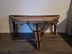 Orgineel tafel van OLIFANT stoel Hoffz, Huis en Inrichting, Tafels | Sidetables, Ophalen, Zo goed als nieuw, 25 tot 50 cm, Rond