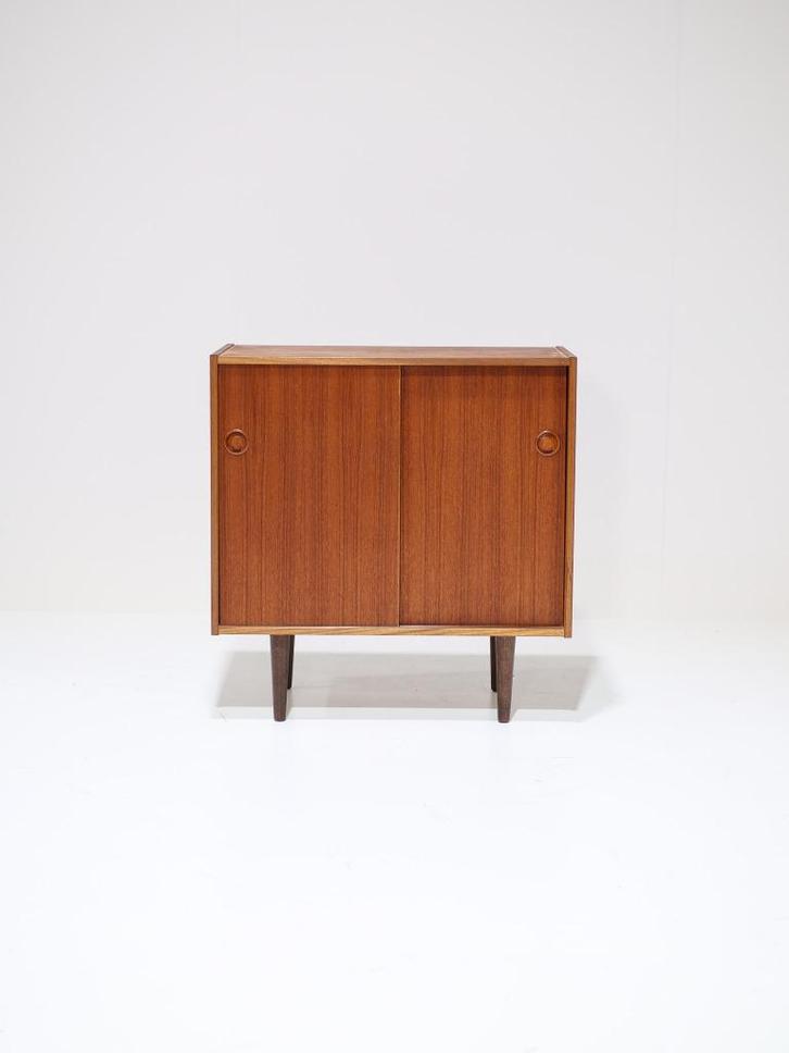 Kastje met schuifdeuren teakhout vintage Deens, Huis en Inrichting, Kasten | Overige, Zo goed als nieuw, Ophalen