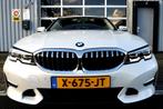 BMW 3-serie Touring 330i xDrive High Executive NAV/LEER/PANO, Auto's, BMW, Te koop, Geïmporteerd, 14 km/l, Benzine