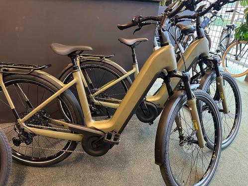 Direct leverbaar Cube Kathmandu Hybrid pro, Fietsen en Brommers, Elektrische fietsen, Nieuw, Overige merken, 50 km per accu of meer