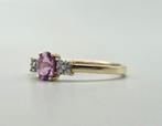 Gouden Vintage ring met roze saffier en diamant. 2025/505, Sieraden, Tassen en Uiterlijk, Ringen, Ophalen of Verzenden, Zo goed als nieuw