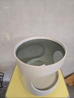 Vintage bijzettafel - opknapper €40,-, Minder dan 55 cm, Cubran@outlook.com, Misterstraat 6A, Rechthoekig