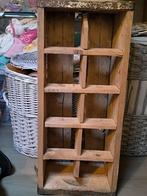 Oud houten flessen krat, Ophalen