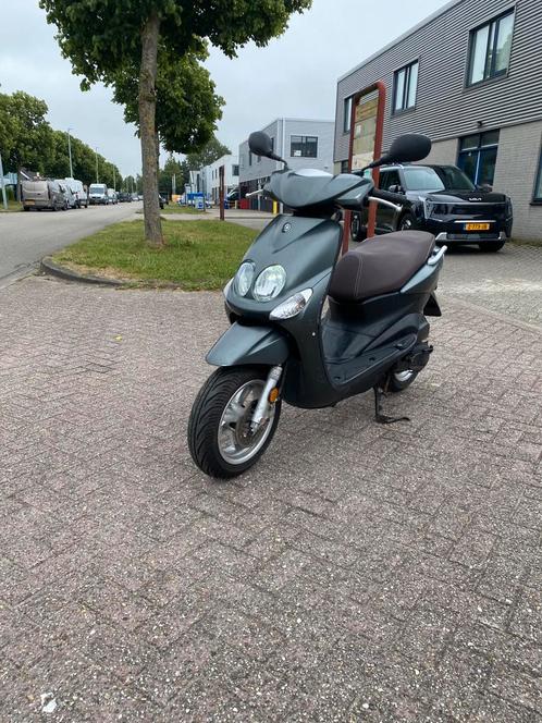 Yamaha Neo’s 50 3V 4T 45 KM Mat Grijs 3 Maanden Garantie, Fietsen en Brommers, Scooters | Piaggio, Gebruikt, Overige modellen
